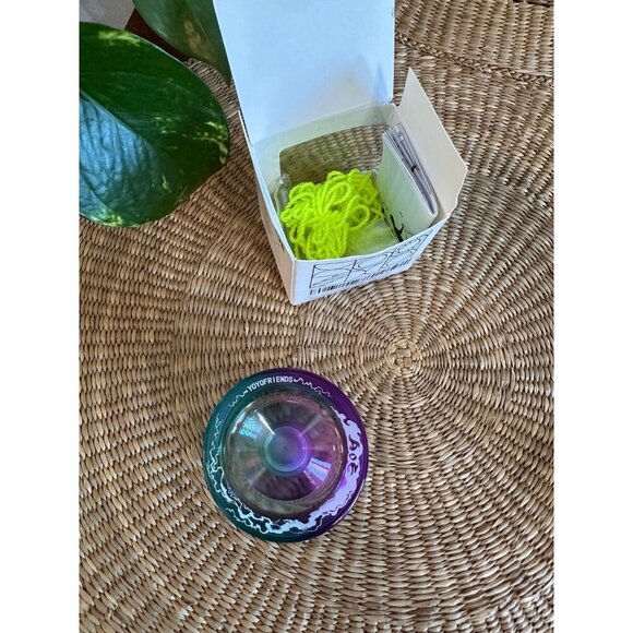 AOE colorful yo yo - Picture 1 of 7